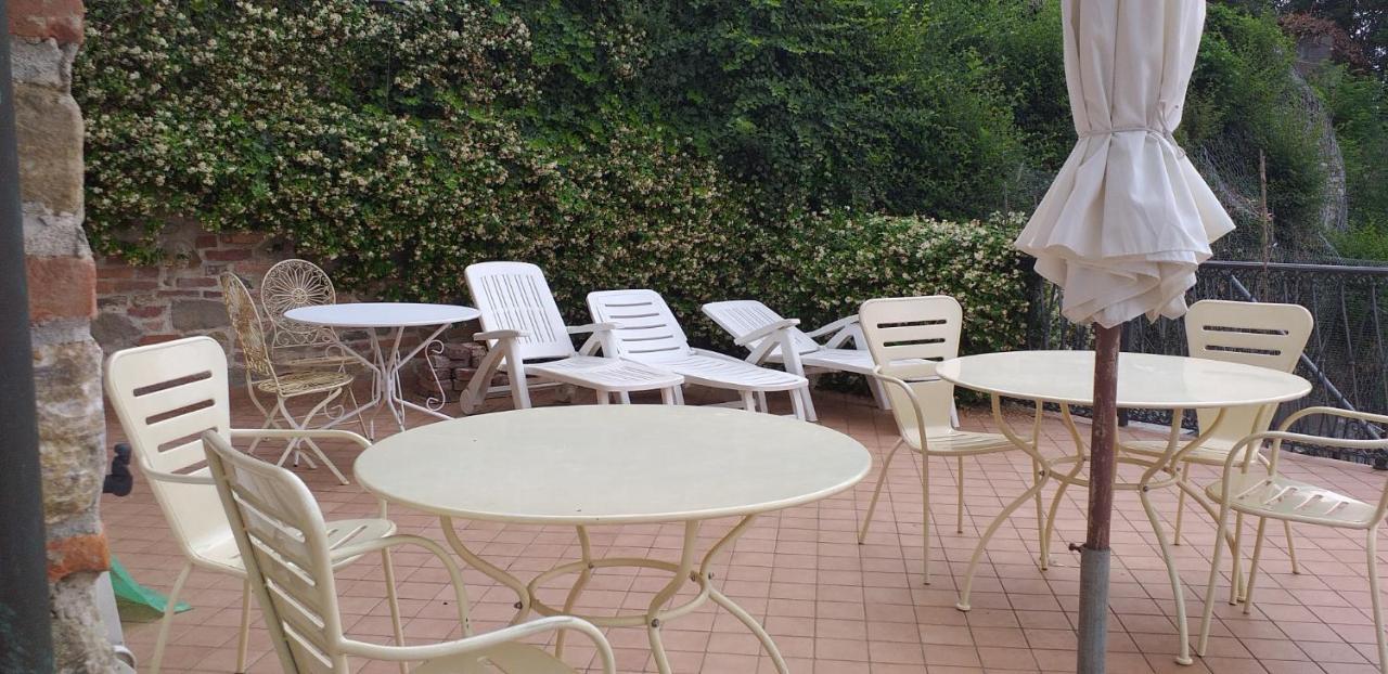 La Vigna Del Parroco Apartment Verduno Exterior photo